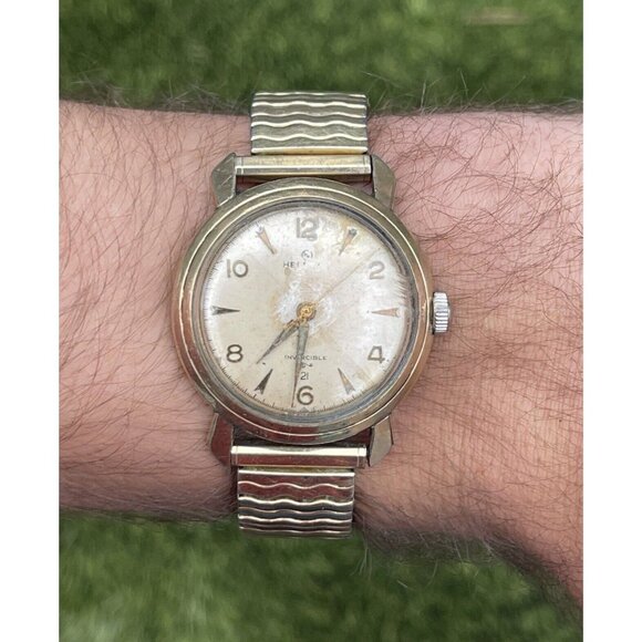 Mens Vintage Helbros Invincible Watch Running Mechanical Stretch - Picture 2 of 10